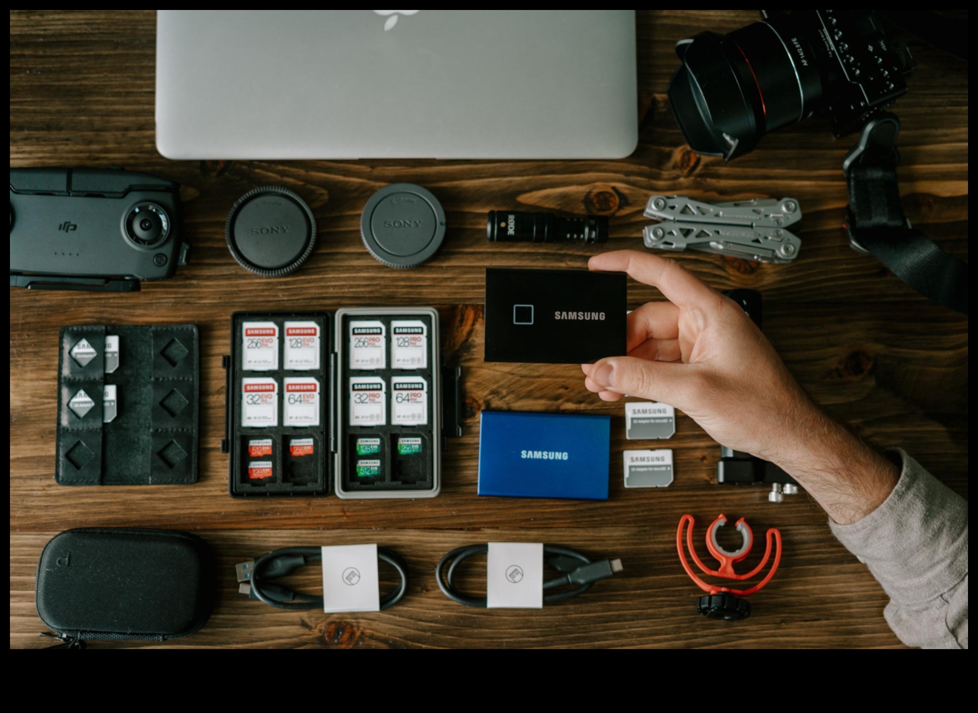 Gear Up: Αξεσουάρ κάμερας που πρέπει να έχει κάθε φωτογράφος