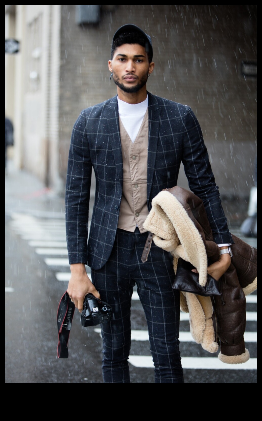 Sartorial Symphony: Εναρμονίζοντας το βλέμμα σας με την κομψή μόδα