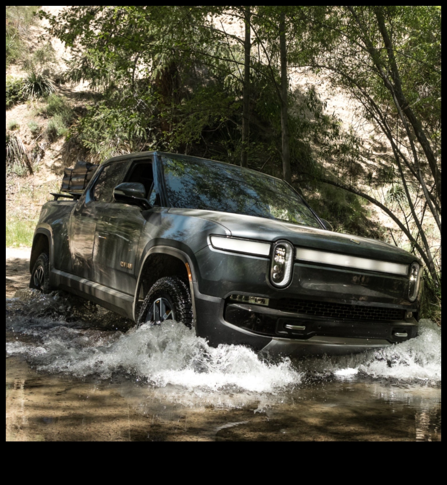 The Road Less Traveled Off-Roading with Adventurous Vehicles Εξερευνήστε την έρημο με στυλ με αυτά τα στιβαρά και ικανά οχήματα. 1 The Road Less Traveled: Off-Roading με περιπετειώδη οχήματα